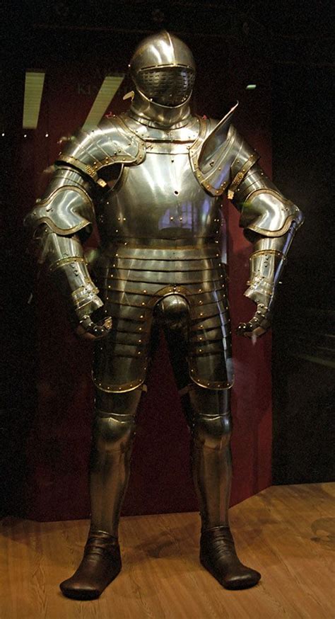 how did tudor armor evolve.